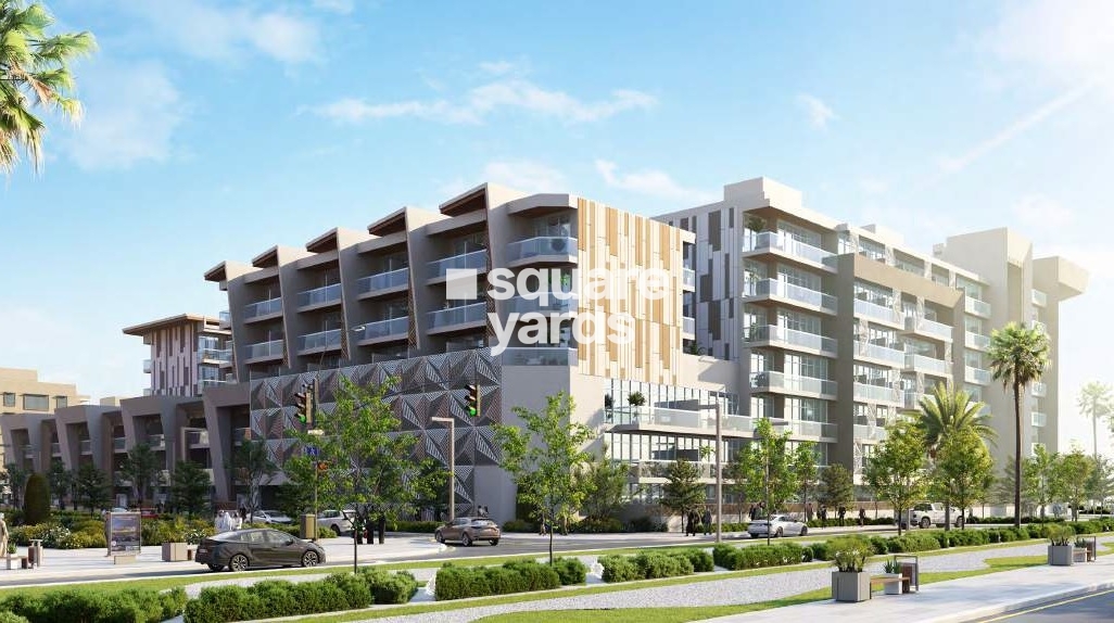 Reportage Plaza Tower View