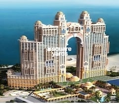 Fairmont Marina Residences