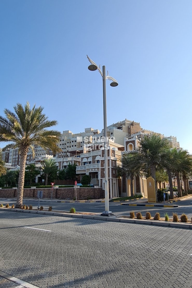 Balqis Residence Palm Jumeirah Tower View