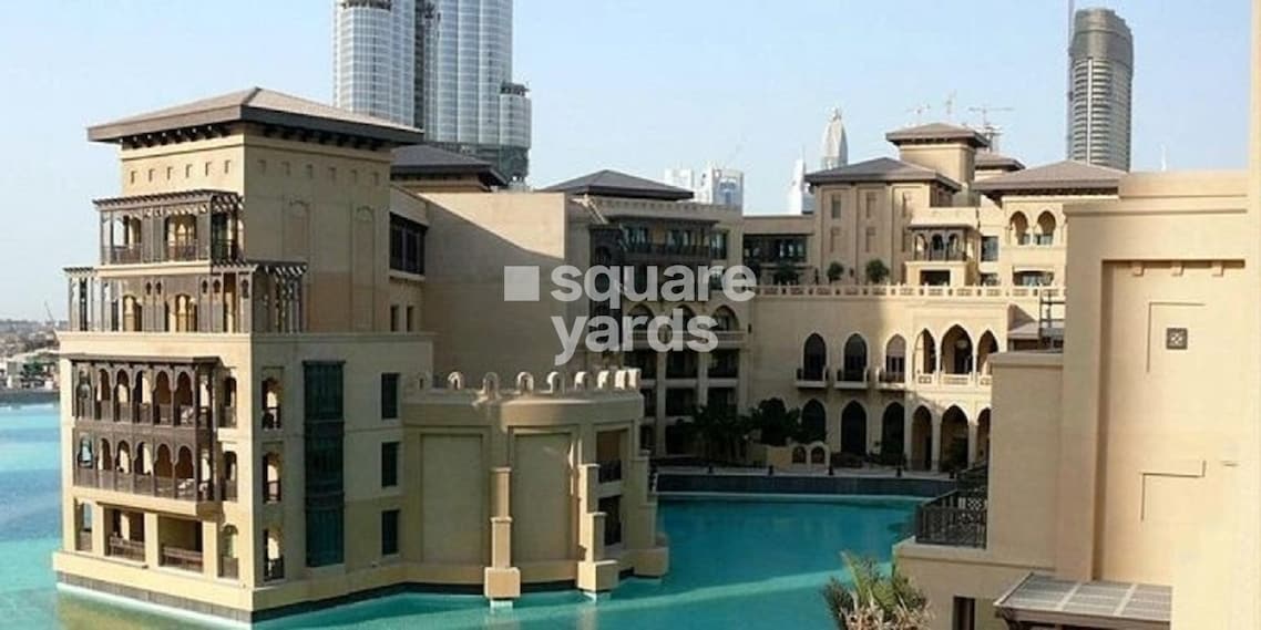 Emaar Yansoon Cover Image