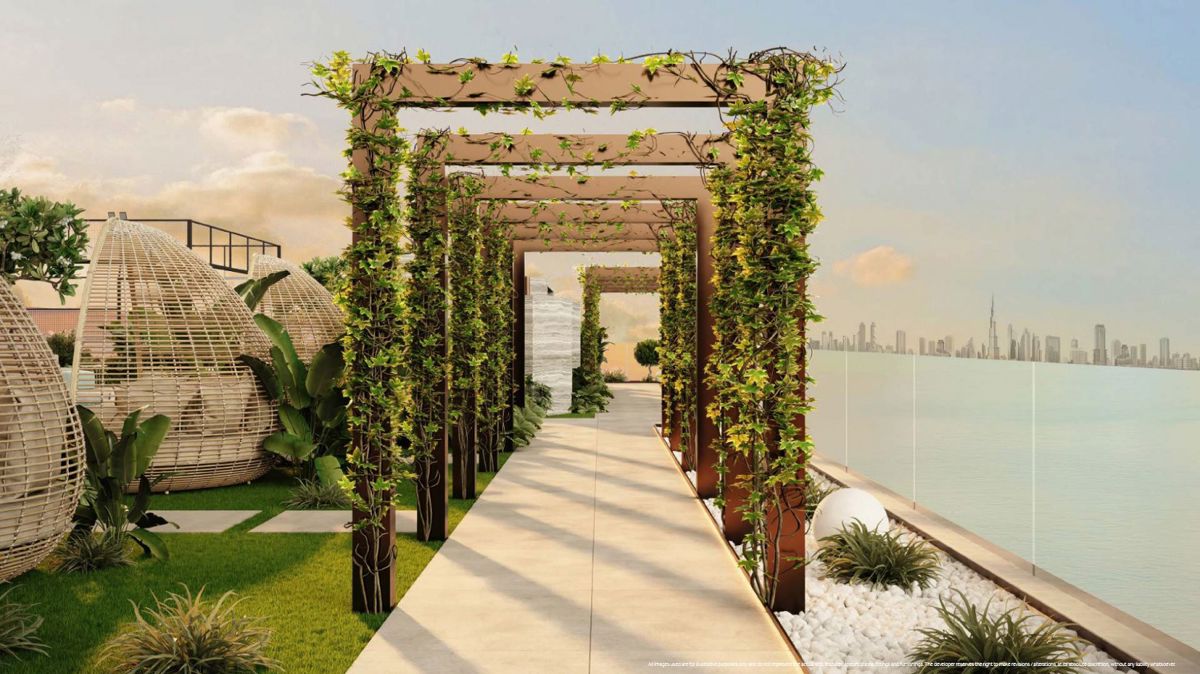 London Franck Muller Yachting Amenities Features