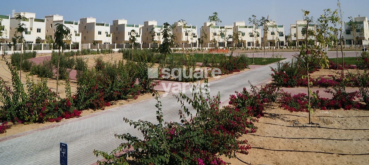 Nakheel Circle Villas Tower View