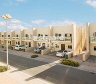 Nakheel Warsan Village Amenities-Features