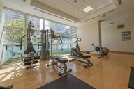 Select Yacht Bay Amenities-Features