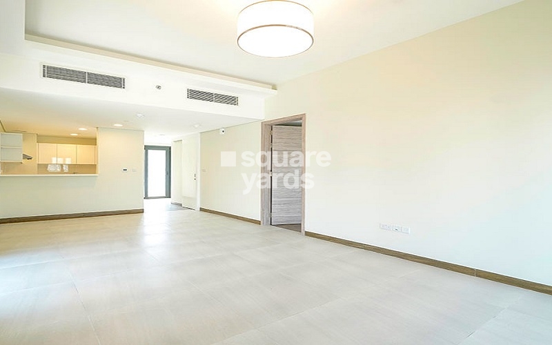 SOL Bay Apartment Exteriors