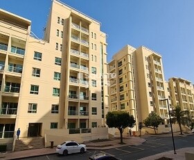 Emaar Al Thayyal, The Greens Dubai