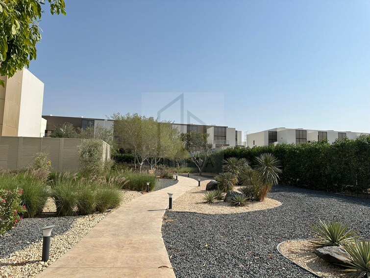 District 11 Villa for Sale, Mohammed Bin Rashid City, Dubai