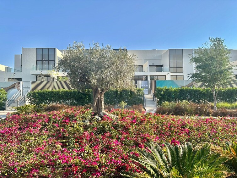 District 11 Villa for Sale, Mohammed Bin Rashid City, Dubai