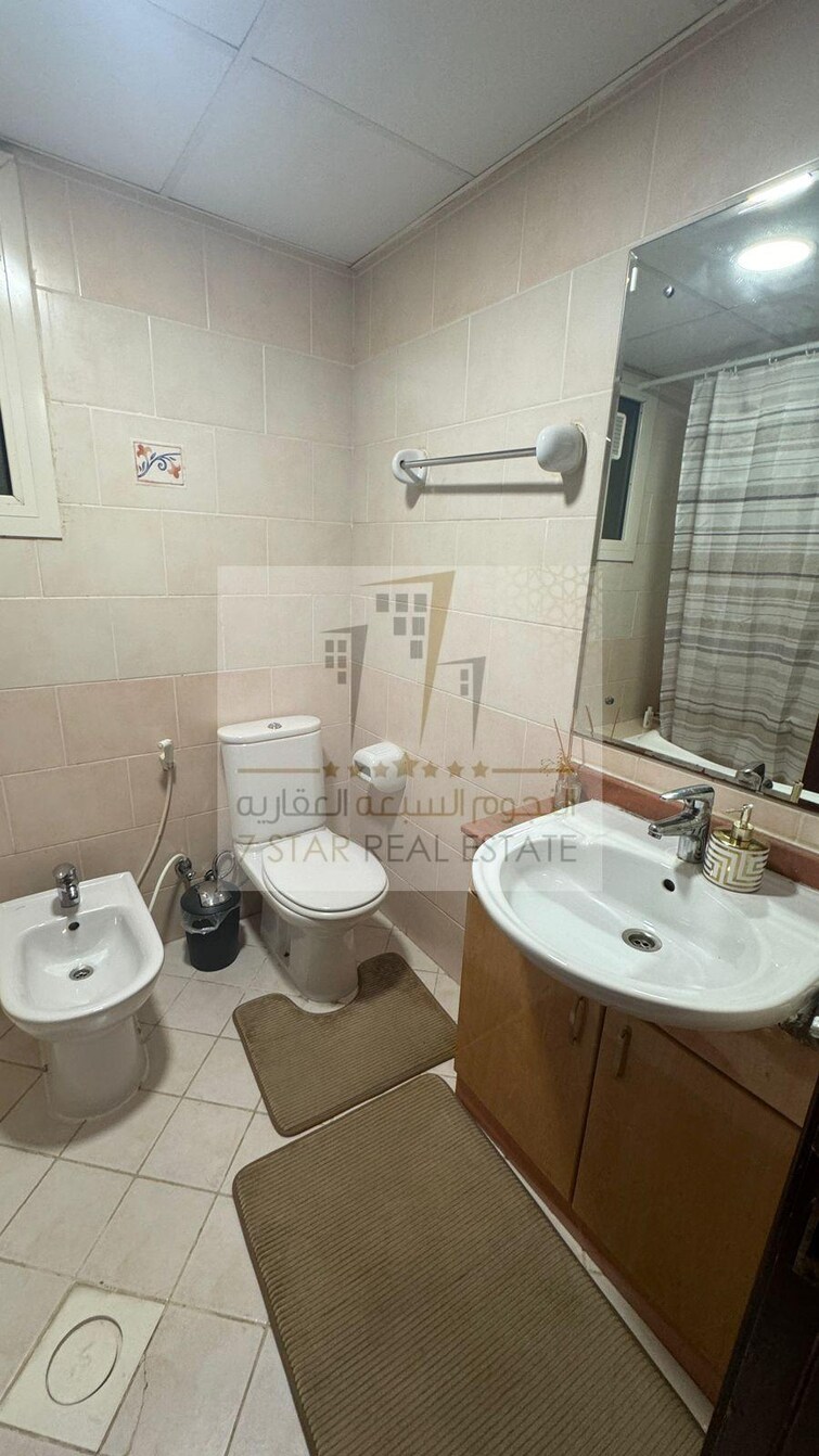 Al Khan Lagoon Tower Apartment for Sale, Al Khan, Sharjah