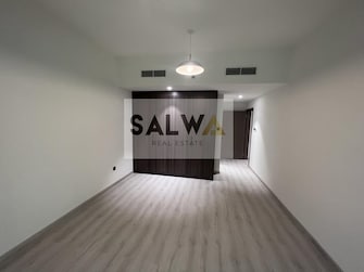 2 BR Apartment For Rent in Al Manal Tower Cover Image