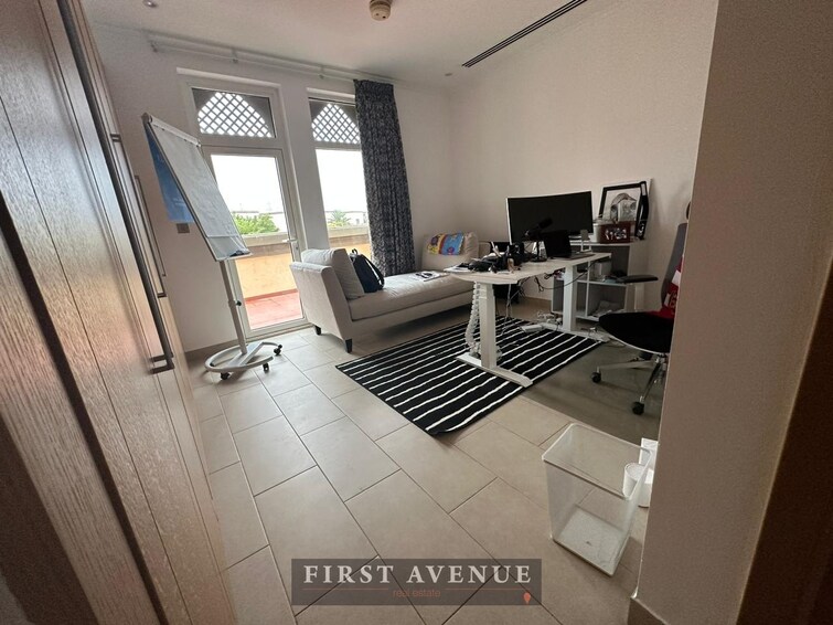 District 8 Villa for Rent, Jumeirah Park, Dubai
