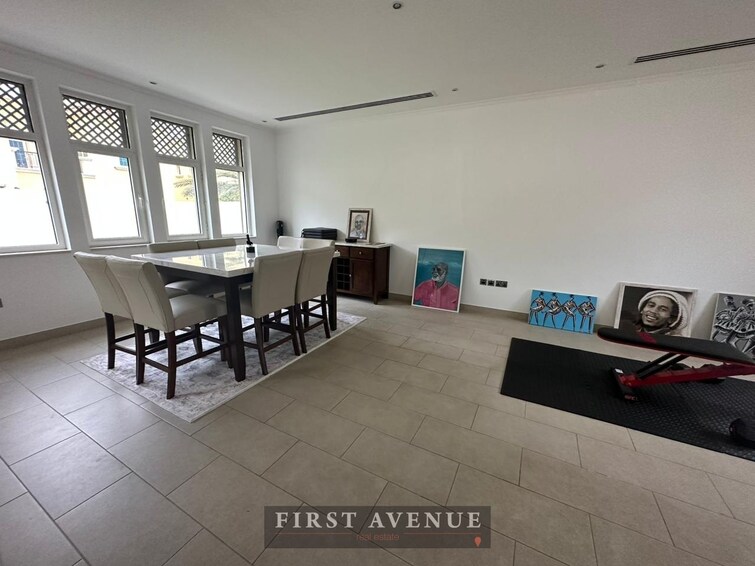 District 8 Villa for Rent, Jumeirah Park, Dubai