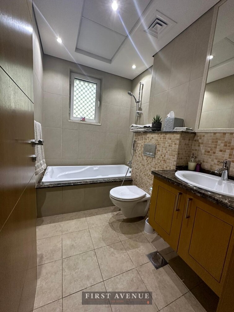 District 8 Villa for Rent, Jumeirah Park, Dubai