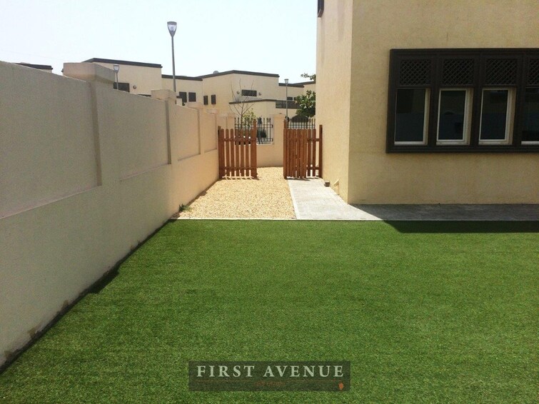 District 8 Villa for Rent, Jumeirah Park, Dubai