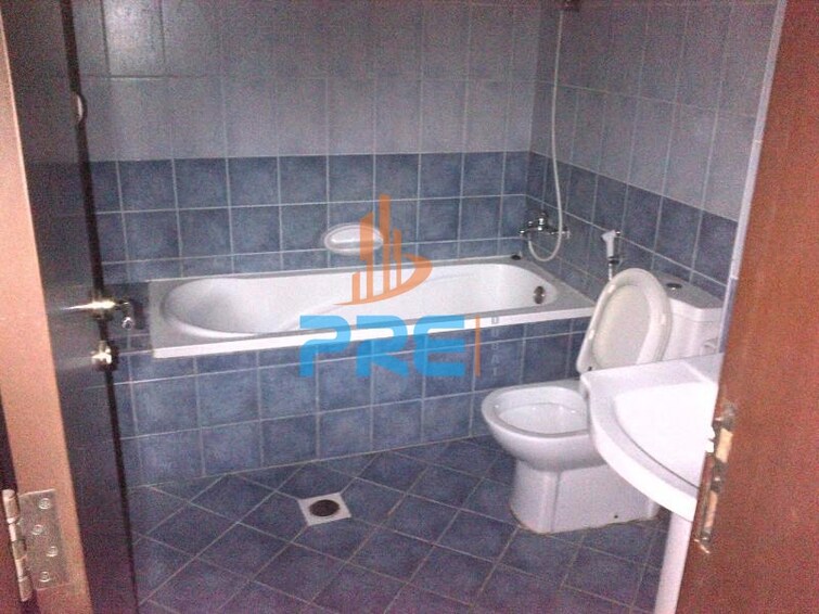  Apartment for Sale, International City, Dubai