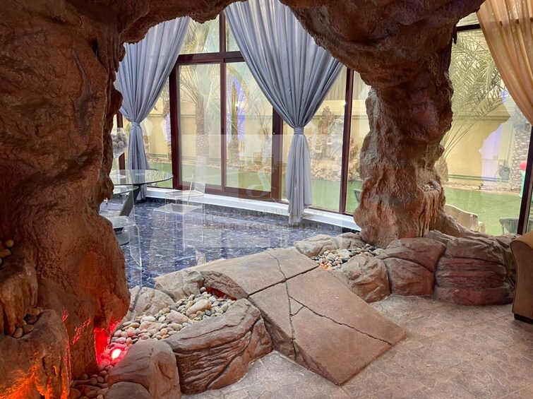  Villa for Rent, Emirates Hills, Dubai