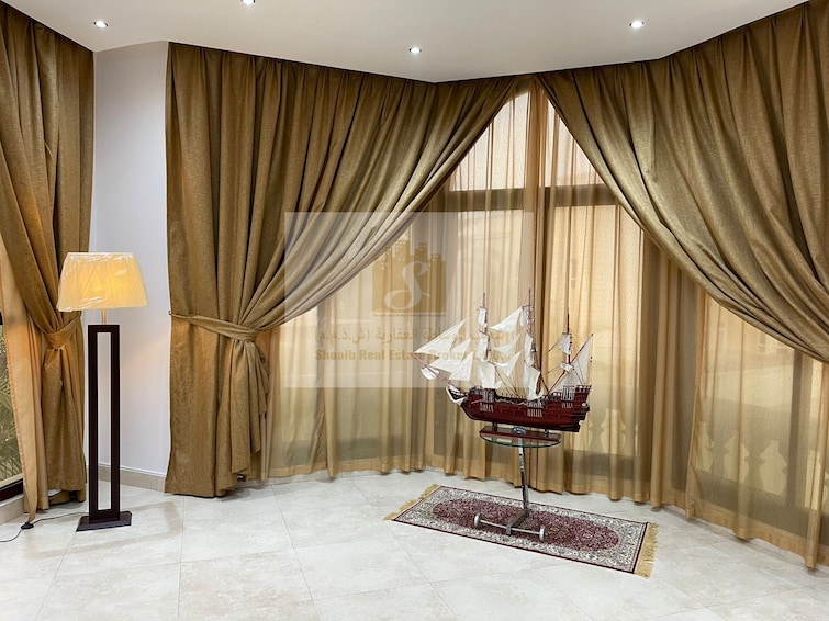  Villa for Rent, Emirates Hills, Dubai