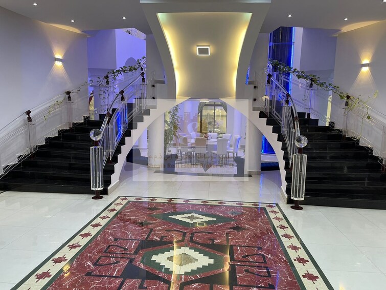  Villa for Rent, Emirates Hills, Dubai