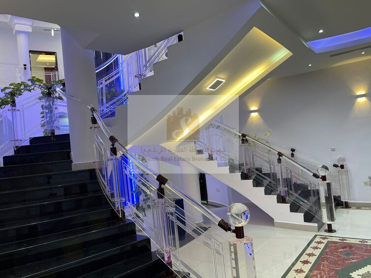  Villa for Rent, Emirates Hills, Dubai