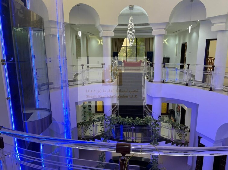  Villa for Rent, Emirates Hills, Dubai