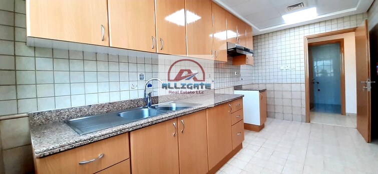 Umm Hurair Building Apartment for Rent, Al Karama, Dubai