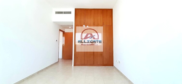 Umm Hurair Building Apartment for Rent, Al Karama, Dubai