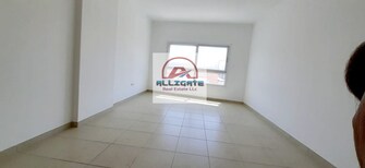 1 BR Apartment For Rent in Hamsah B Building Cover Image