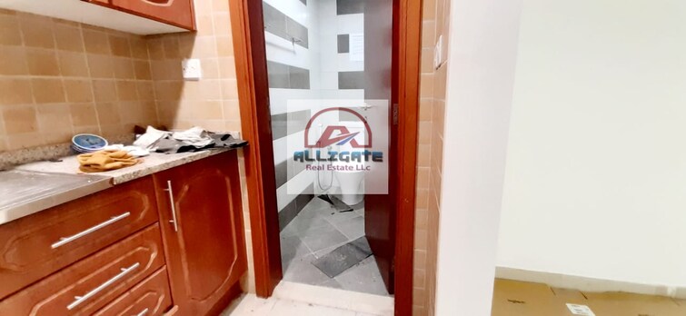 Hamsah B Building Office Space for Rent, Al Karama, Dubai