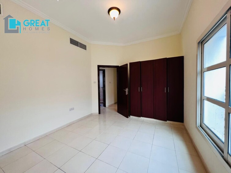 Abaya Mall Villa for Rent, Mirdif, Dubai