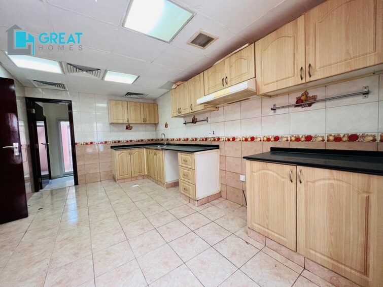 Abaya Mall Villa for Rent, Mirdif, Dubai