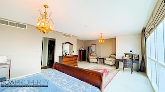 4 BR Apartment For Sale in 23 Marina Cover Image