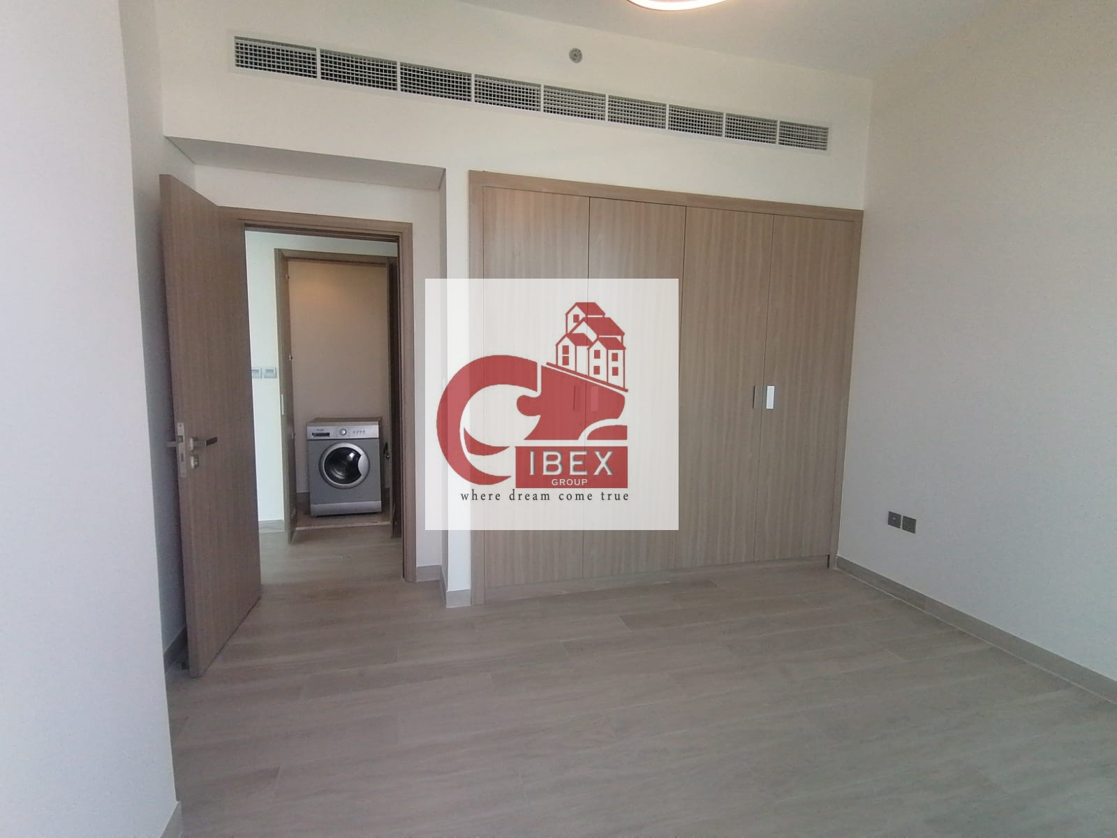 Dubai Healthcare City Phase 2 Apartment for Rent, Al Jaddaf, Dubai