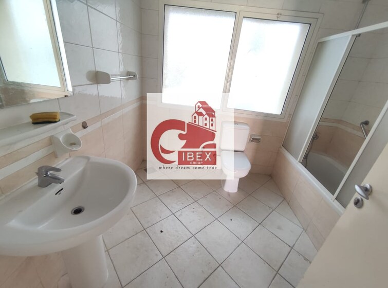 Al Muteena Apartment for Rent, Deira, Dubai