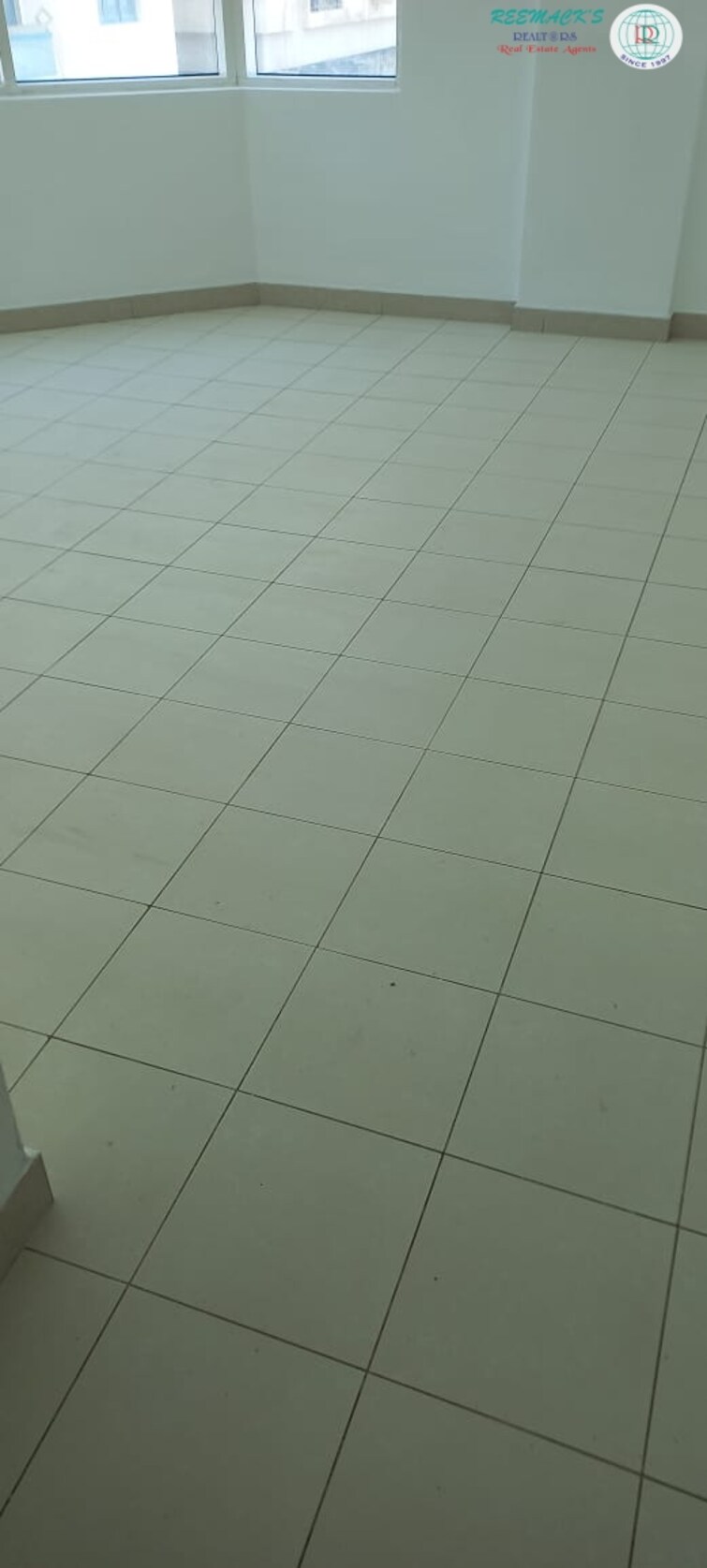 Al Musalla Building Apartment for Rent, Al Musalla, Sharjah