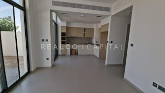 3 BR Townhouse For Rent in Sun Cover Image