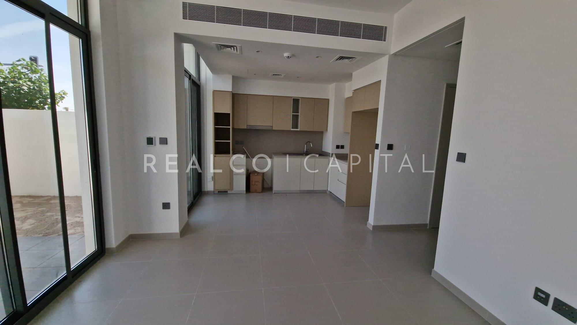 Sun Townhouse for Rent, Arabian Ranches 3, Dubai