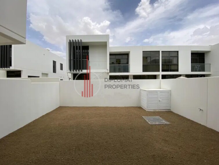 Centaury Villa for Rent, DAMAC Hills 2 (Akoya by DAMAC), Dubai