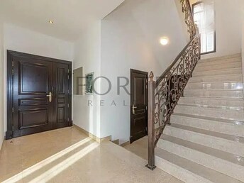 5 BR Villa For Sale in The Villa