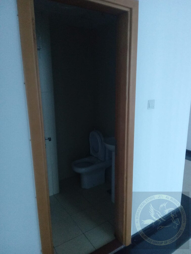 Capital Golden Tower Office Space for Rent, Business Bay, Dubai