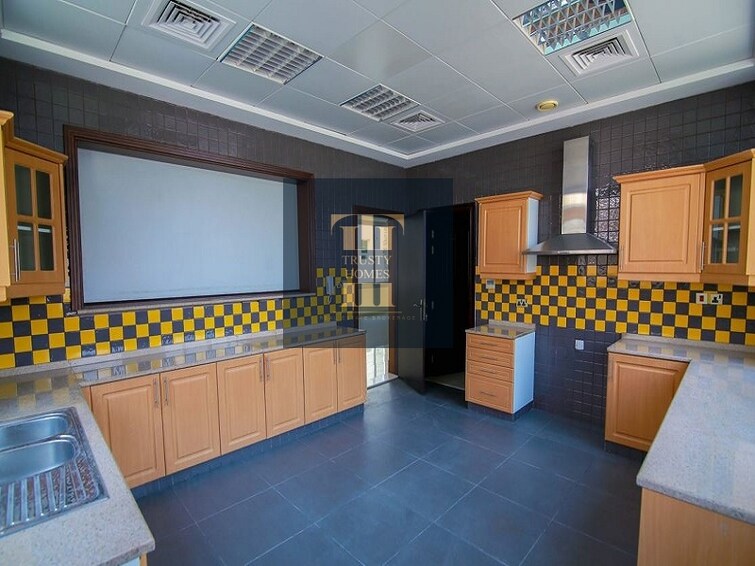 Umm Suqeim 2 Villa for Rent, Umm Suqeim, Dubai
