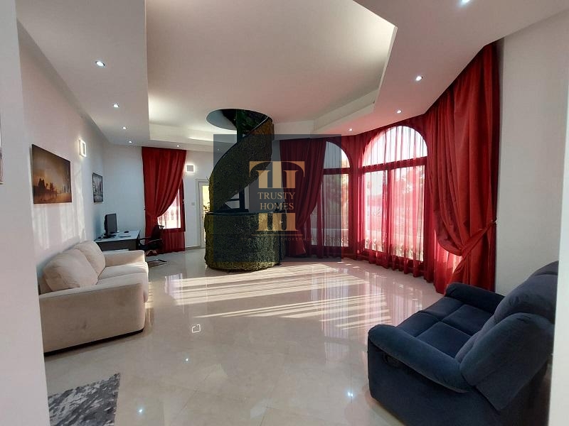  Villa for Sale, Emirates Hills, Dubai