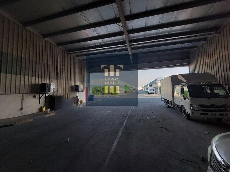 Warehouse for Sale, Dubai Investment Park (DIP), Dubai