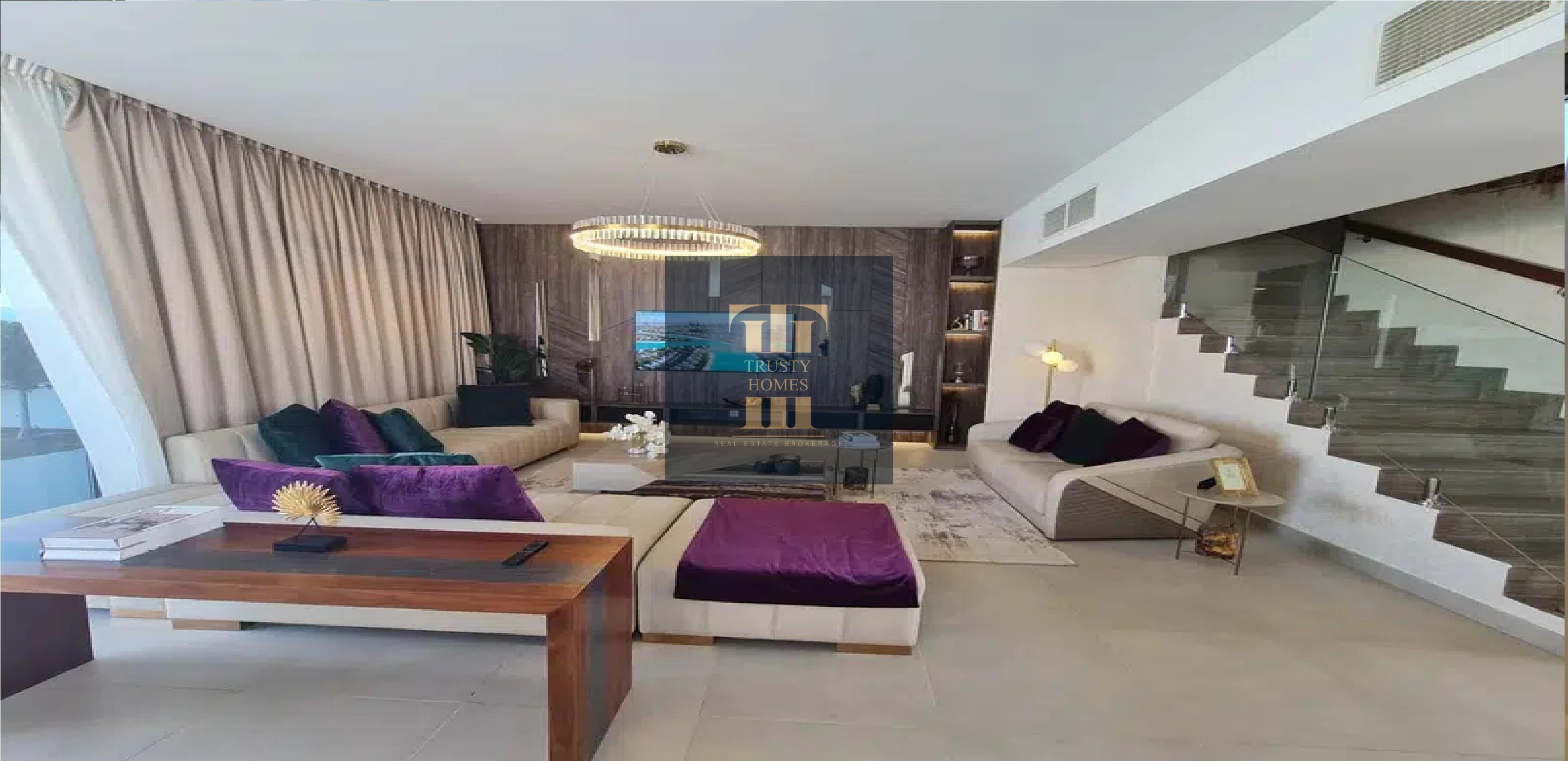 5 BR Villa For Sale in Ajmal Makan