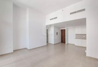 2 BR Apartment For Sale in Warda Apartments 1 Cover Image