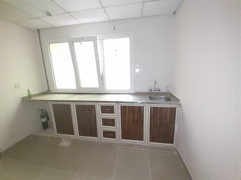 Studio Apartment For Rent in Muwaileh Building