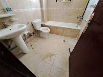 2 BR Apartment For Rent in Muwaileh Building