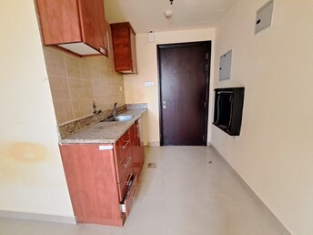 Studio Apartment For Rent in Muwaileh Building