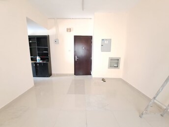 1 BR Apartment For Rent in Muwaileh Building