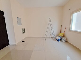 1 BR Apartment For Rent in Muwaileh Building