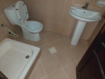 1 BR Apartment For Rent in Muwaileh Building